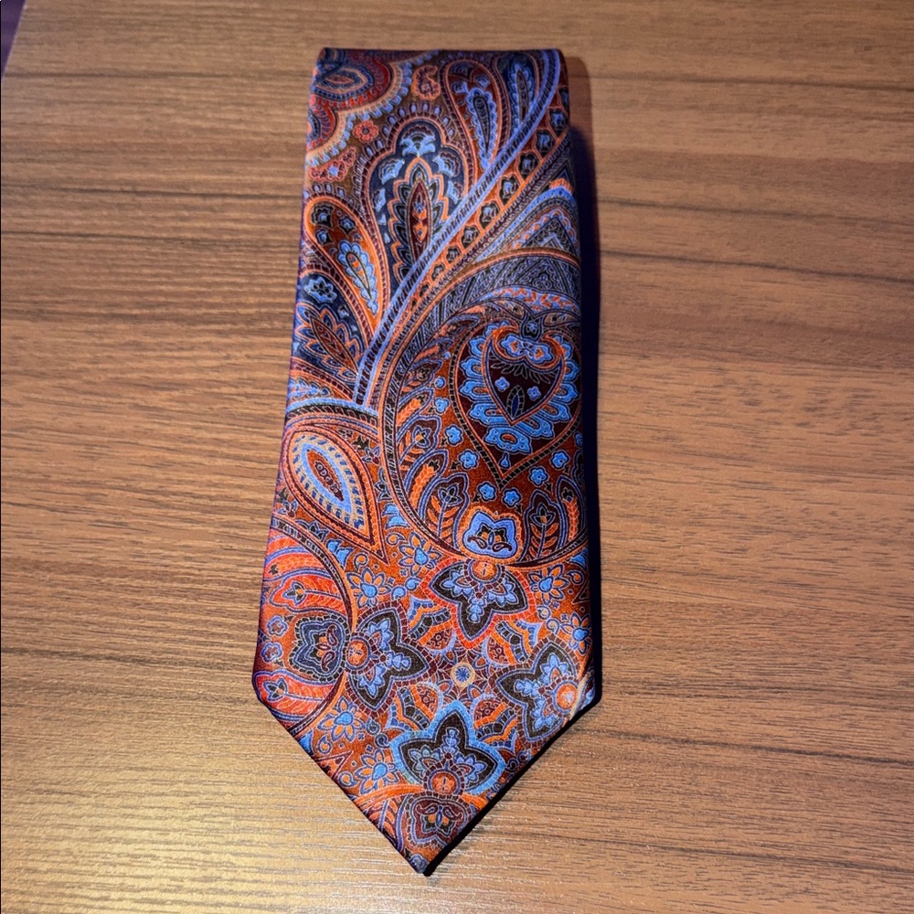 ERMENEGILDO ZEGNA 
Paisley Silk Tie - Orange